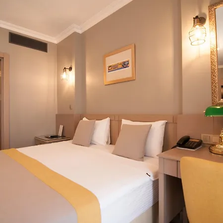 Seraglio & Hotel