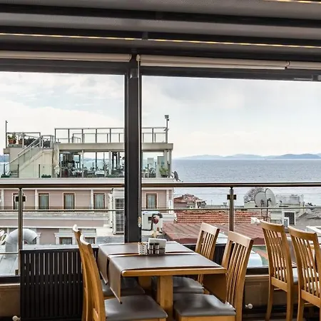 塞拉格里奥套房酒店 酒店 3*