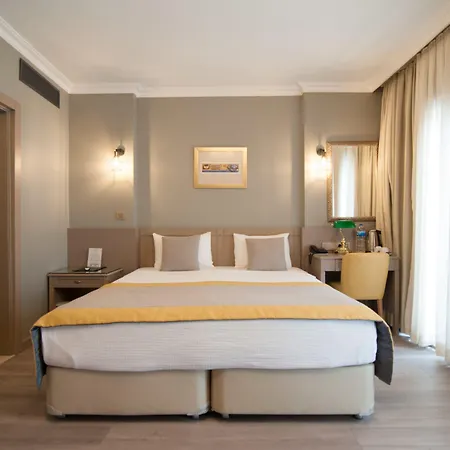 سيراجليو هوتل&سويتس