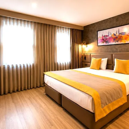 Seraglio & Hotel 3*